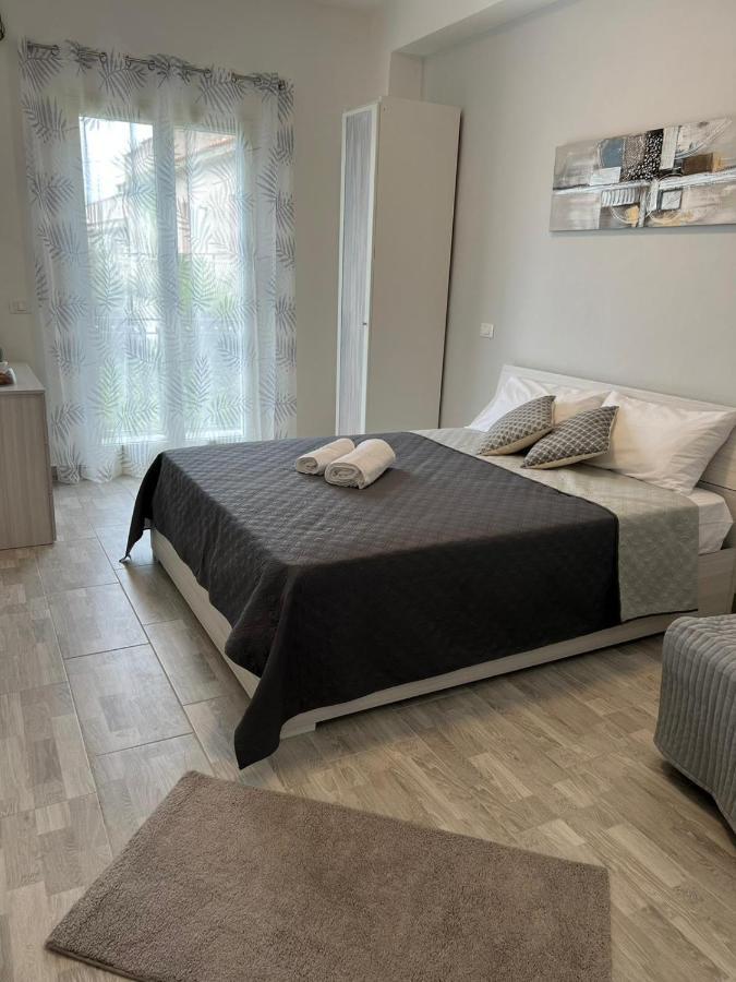 Bed and Breakfast Il Melograno Carini Exterior foto