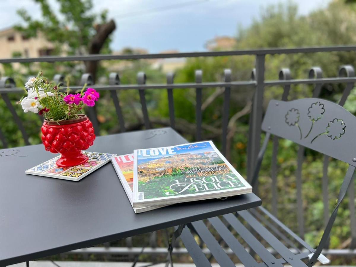 Bed and Breakfast Il Melograno Carini Exterior foto